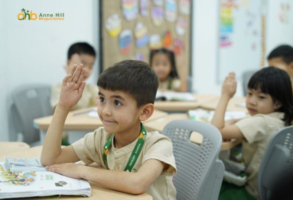 Trường AHB - nơi sử dụng giáo trình chuẩn