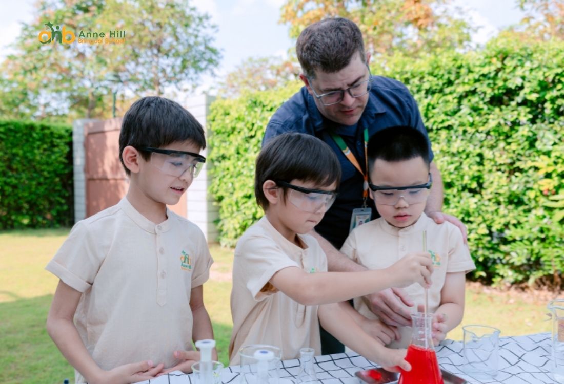 Môn học Science ở trường AHB