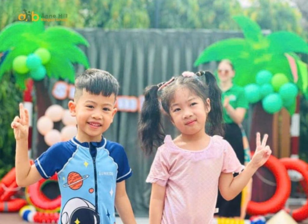 Rèn luyện kỹ năng sống cho trẻ mầm non thông qua các hoạt động vui chơi giúp trẻ tiếp thu nhanh chóng và hào hứng