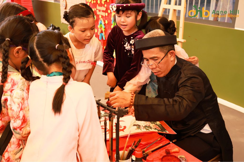 Hoạt động văn hoá