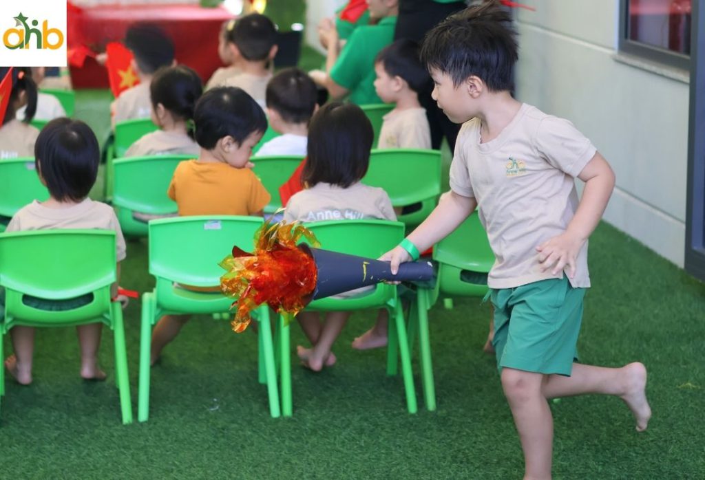 Khả năng thích nghi của trẻ tại trường Anne Hill