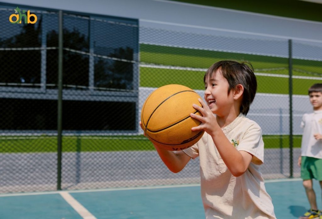 Học sinh phát triển toàn diện trong môi trường giáo dục chất lượng cao