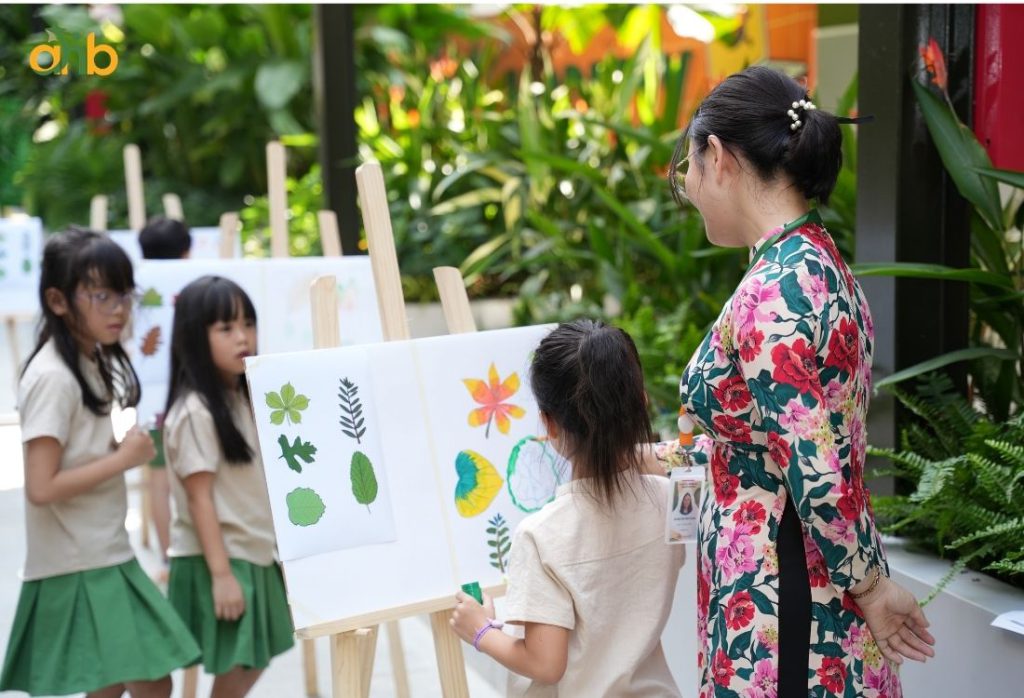 Phát triển toàn diện cả kiến thức, phẩm chất và kỹ năng cho học sinh tiểu học