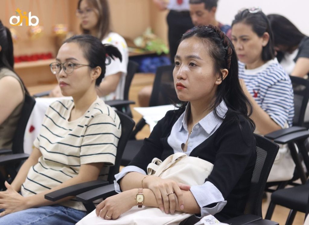 Buổi họp phụ huynh đầu năm tiểu học tại Anne Hill
