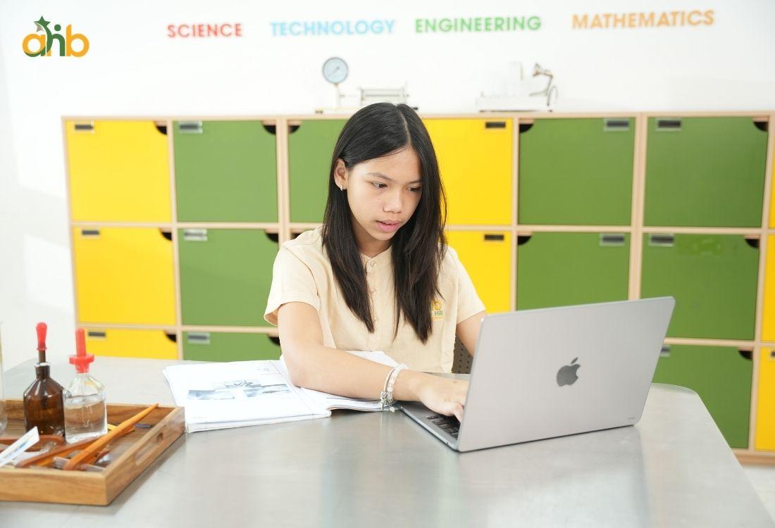 Học sinh THCS nên tạo một lịch trình ôn thi hợp lý