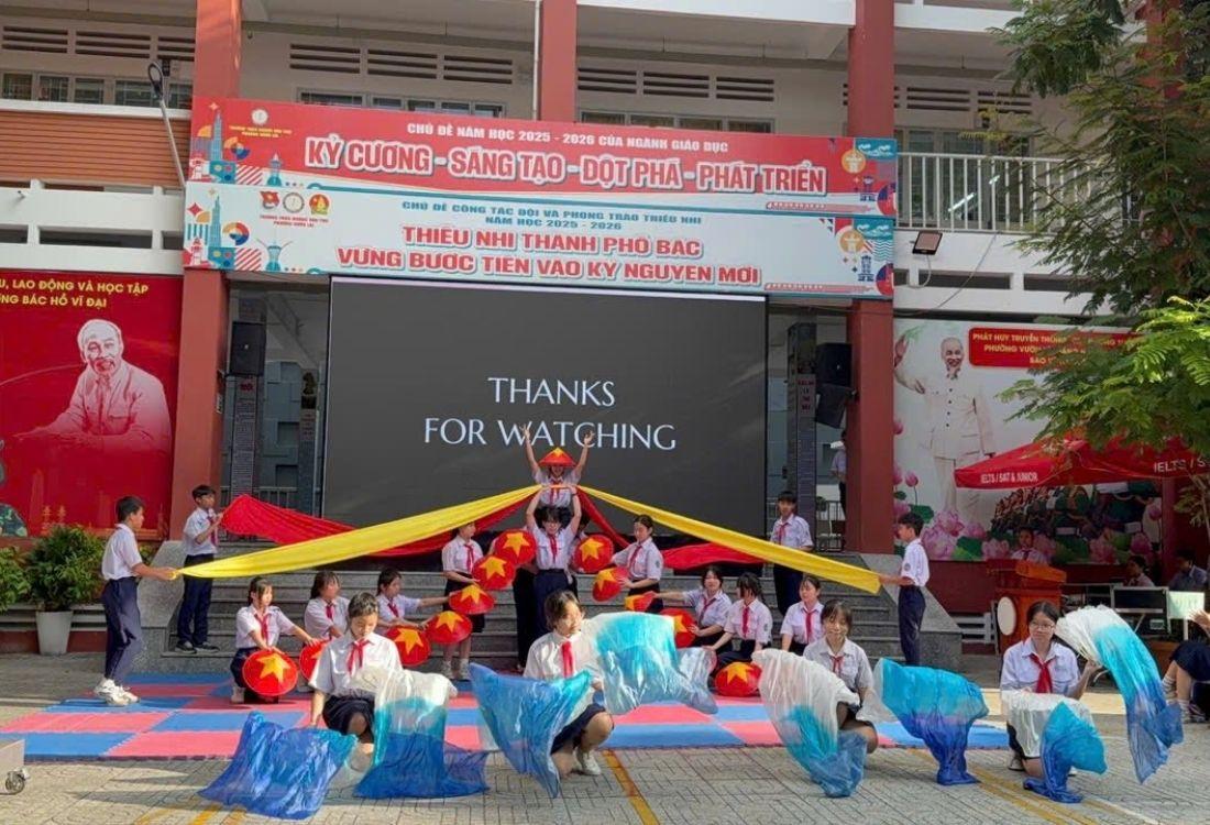Một số hoạt động văn nghệ tại trường Hoàng Văn Thụ