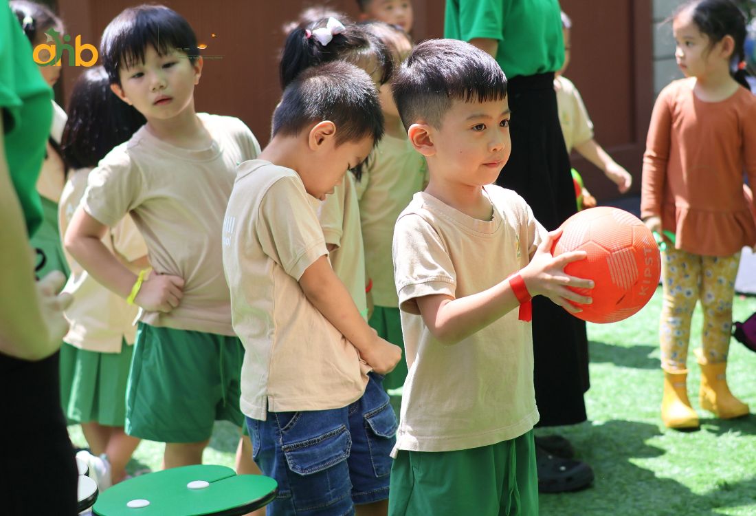 Các mốc phát triển quan trọng của trẻ 3 tuổi