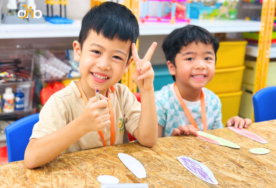 Hướng dẫn trẻ biết tự bảo vệ bản thân khi không có người lớn bên cạnh